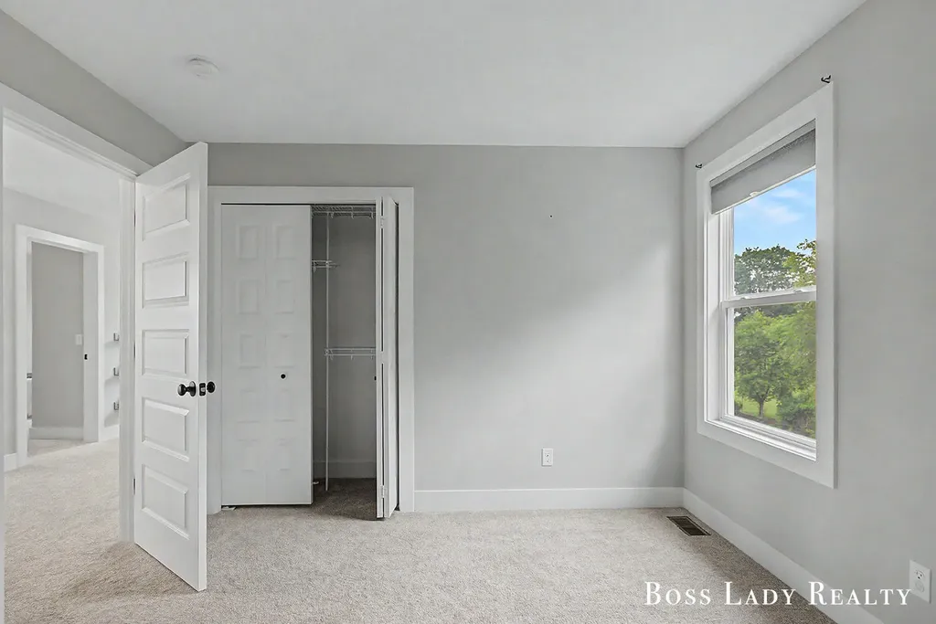 6342 Eaglewood Drive Blendon Township MI 49426