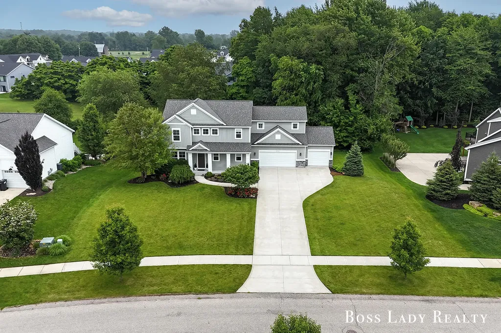 6342 Eaglewood Drive Blendon Township MI 49426