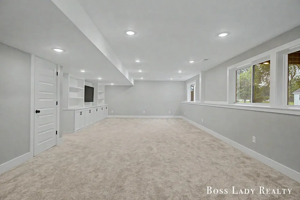 6342 Eaglewood Drive Blendon Township MI 49426