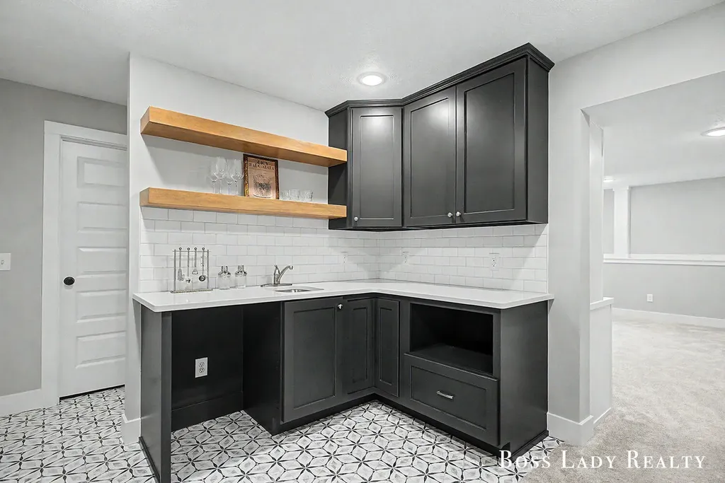 6342 Eaglewood Drive Blendon Township MI 49426