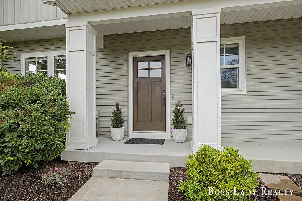 6342 Eaglewood Drive Blendon Township MI 49426