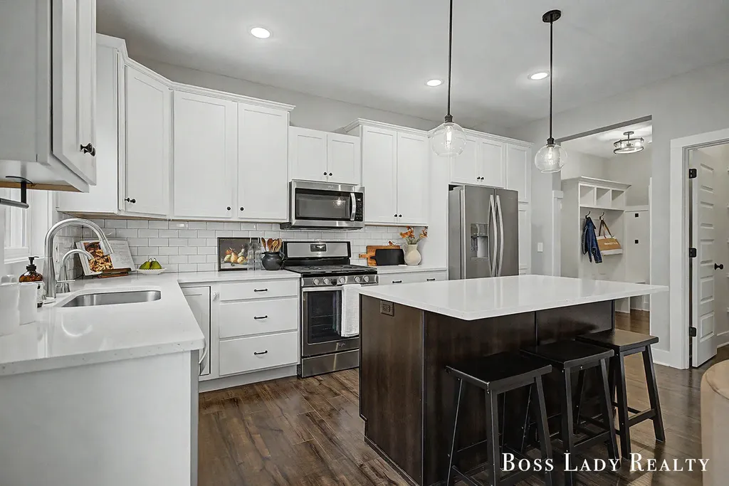 6342 Eaglewood Drive Blendon Township MI 49426
