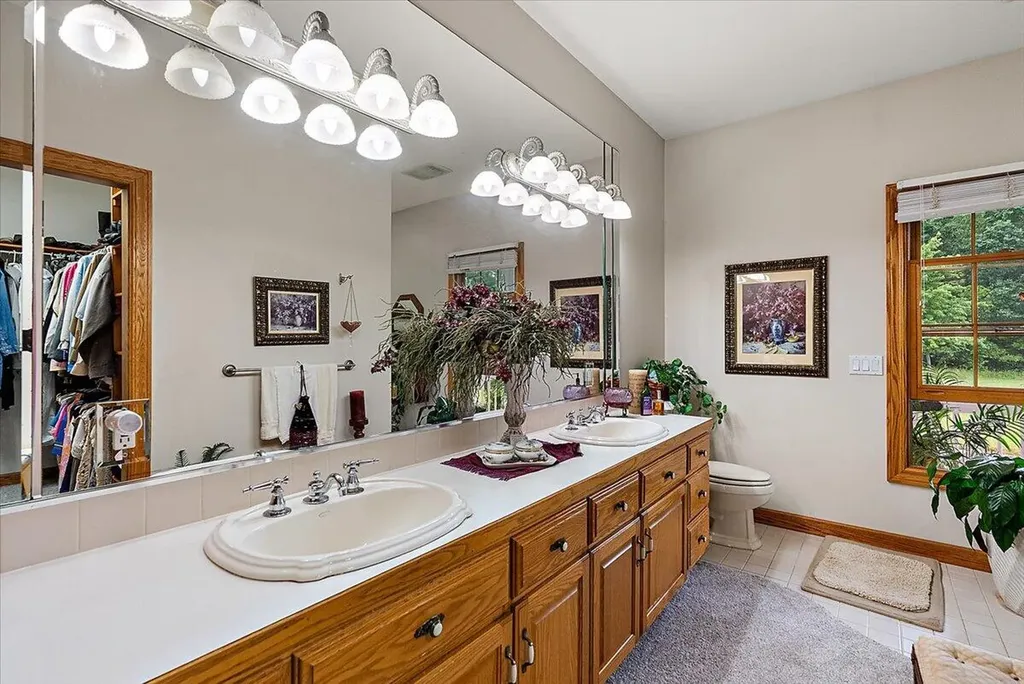 8236 Alpine Avenue NW Alpine Township MI 49345