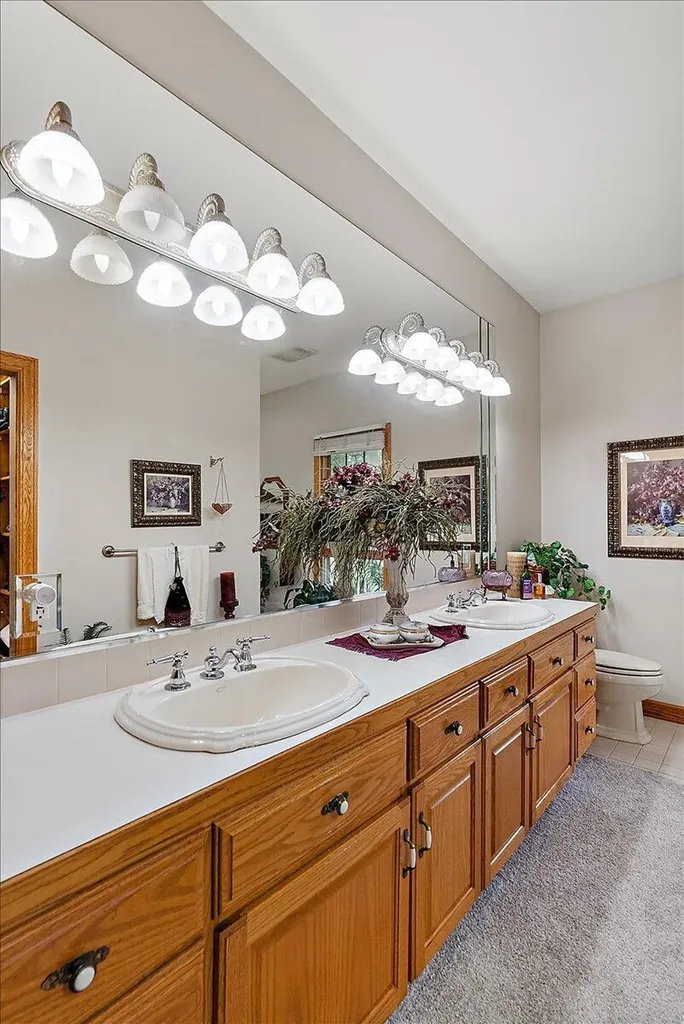 8236 Alpine Avenue NW Alpine Township MI 49345