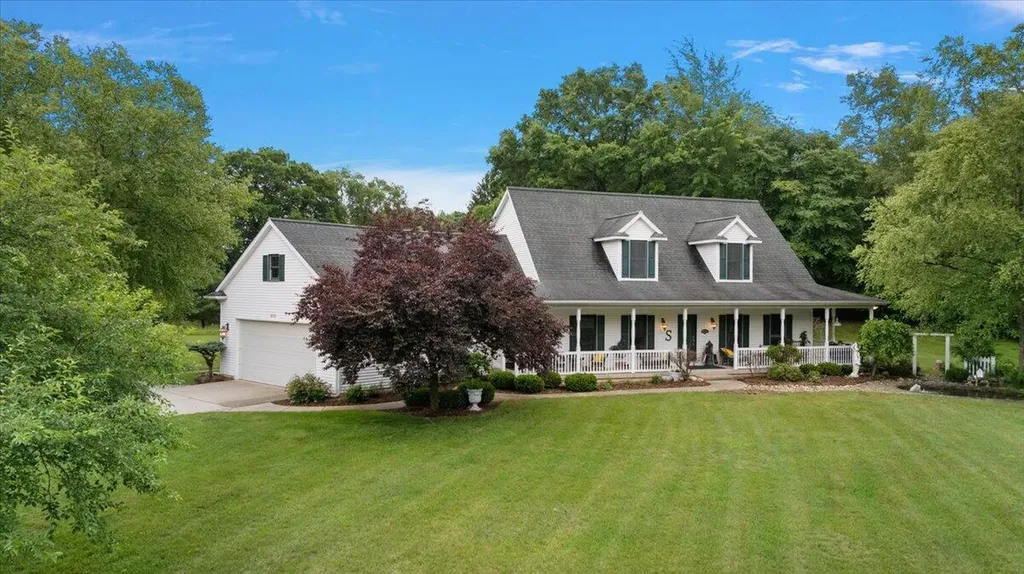8236 Alpine Avenue NW Alpine Township MI 49345