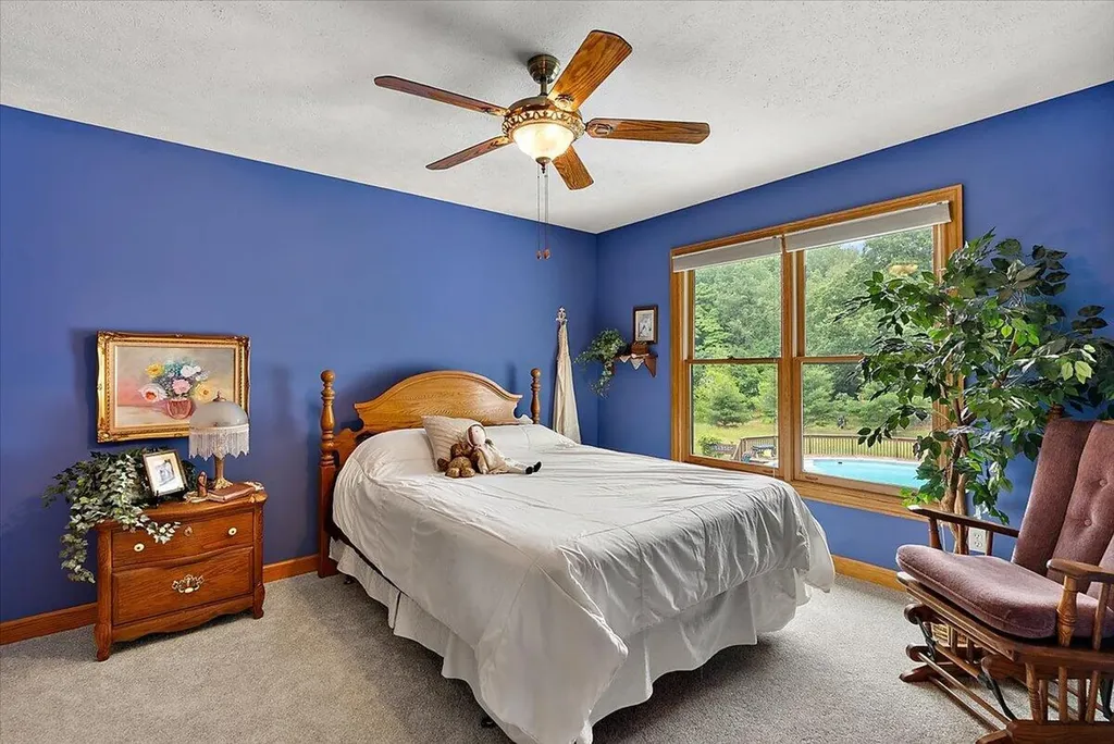8236 Alpine Avenue NW Alpine Township MI 49345