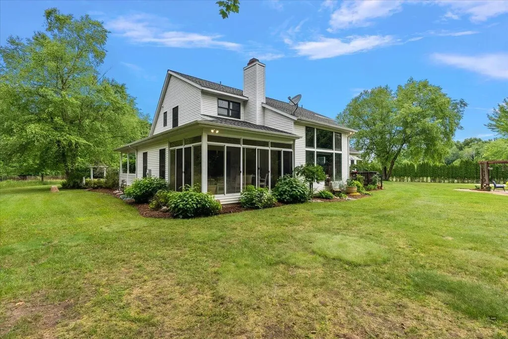 8236 Alpine Avenue NW Alpine Township MI 49345