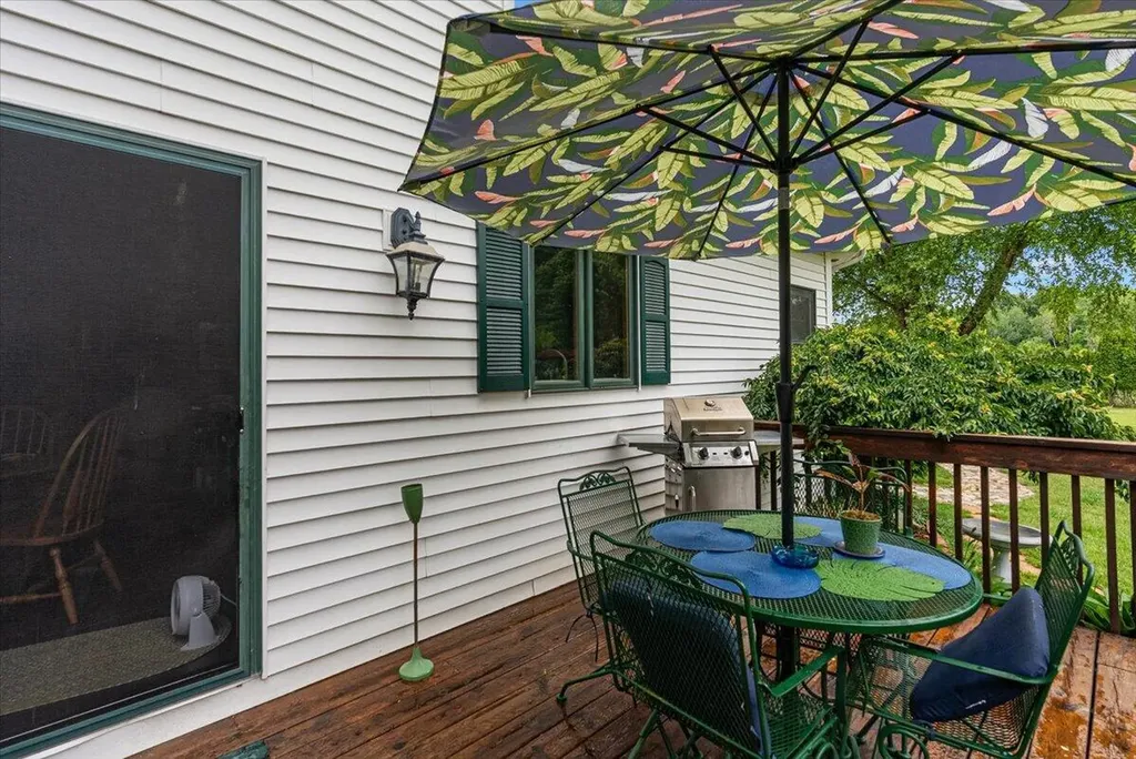 8236 Alpine Avenue NW Alpine Township MI 49345