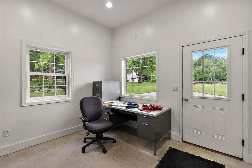 8236 Alpine Avenue NW Alpine Township MI 49345