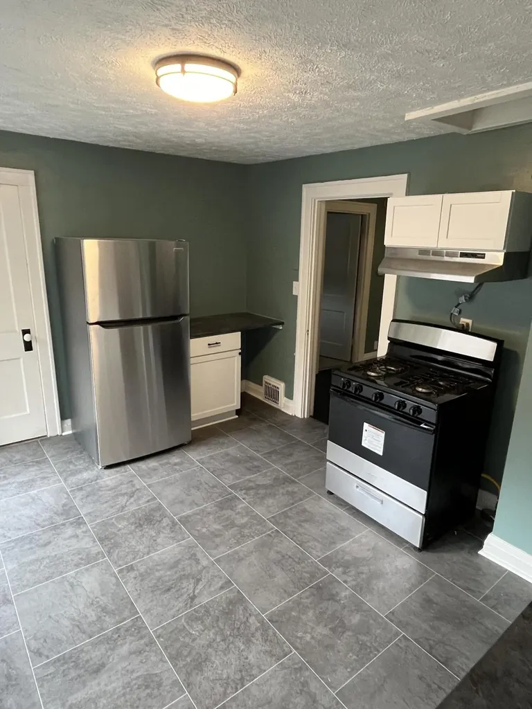 1810 Lafayette Avenue SE Grand Rapids City MI 49507