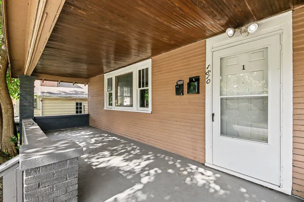 1810 Lafayette Avenue SE Grand Rapids City MI 49507
