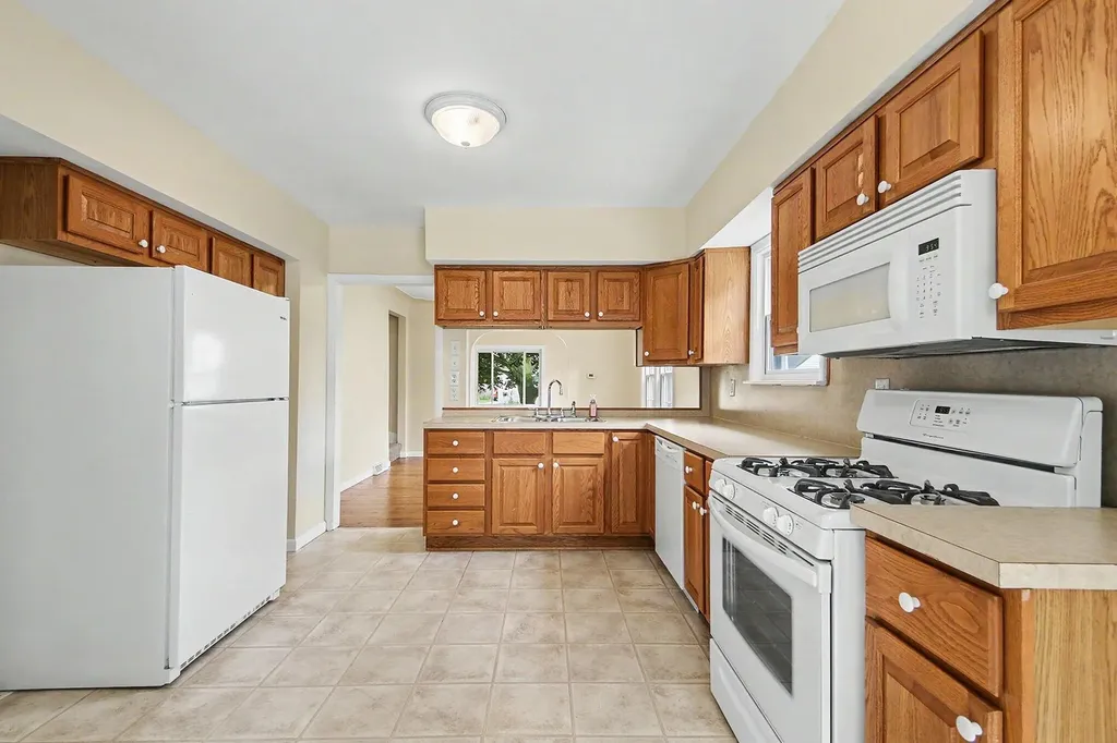 1930 Galewood Avenue SW Wyoming City MI 49509