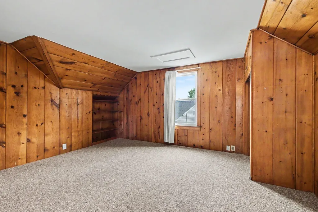 1930 Galewood Avenue SW Wyoming City MI 49509