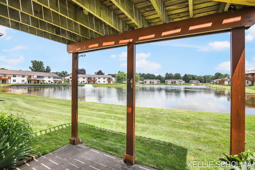 11386 Ripple Drive Allendale Charter Township MI 49401