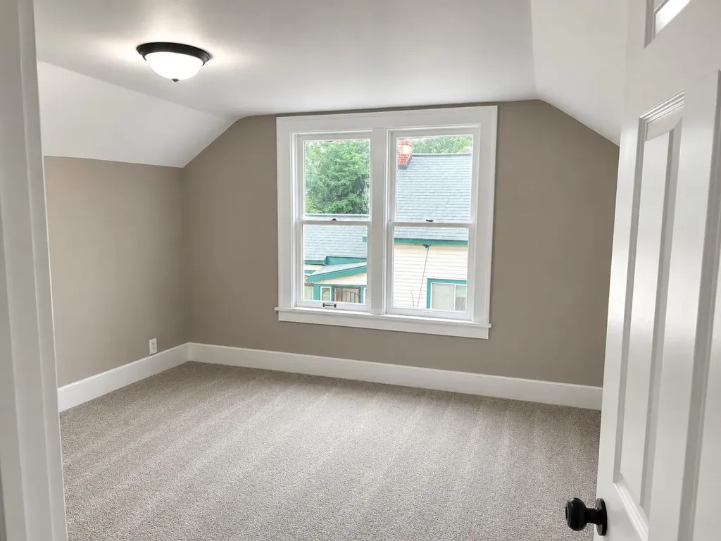 657 Allen Avenue Muskegon City MI 49442