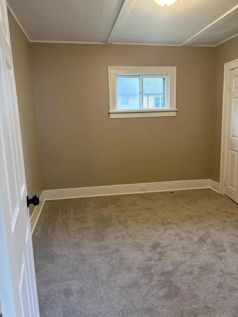 657 Allen Avenue Muskegon City MI 49442