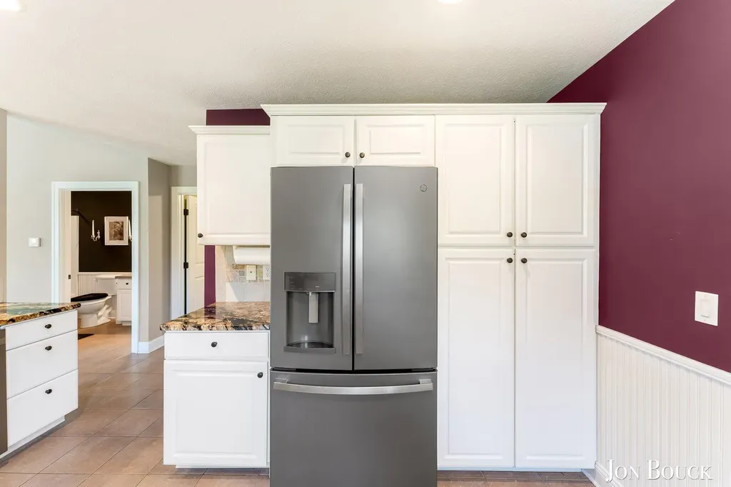 2940 Grand Isle Drive NE Plainfield Charter Township MI 49306