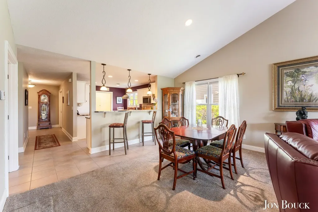 2940 Grand Isle Drive NE Plainfield Charter Township MI 49306