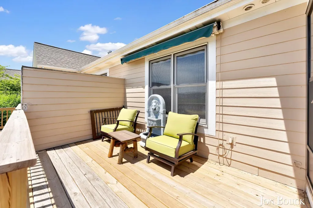 2940 Grand Isle Drive NE Plainfield Charter Township MI 49306