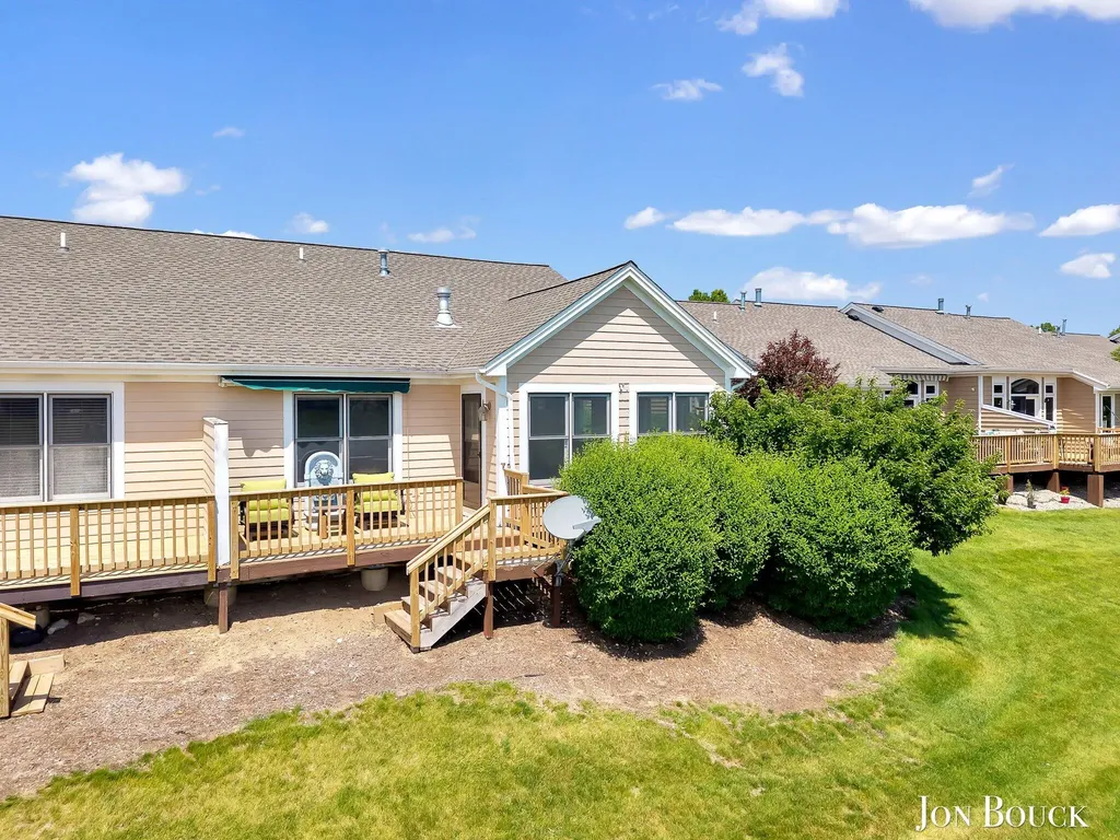 2940 Grand Isle Drive NE Plainfield Charter Township MI 49306