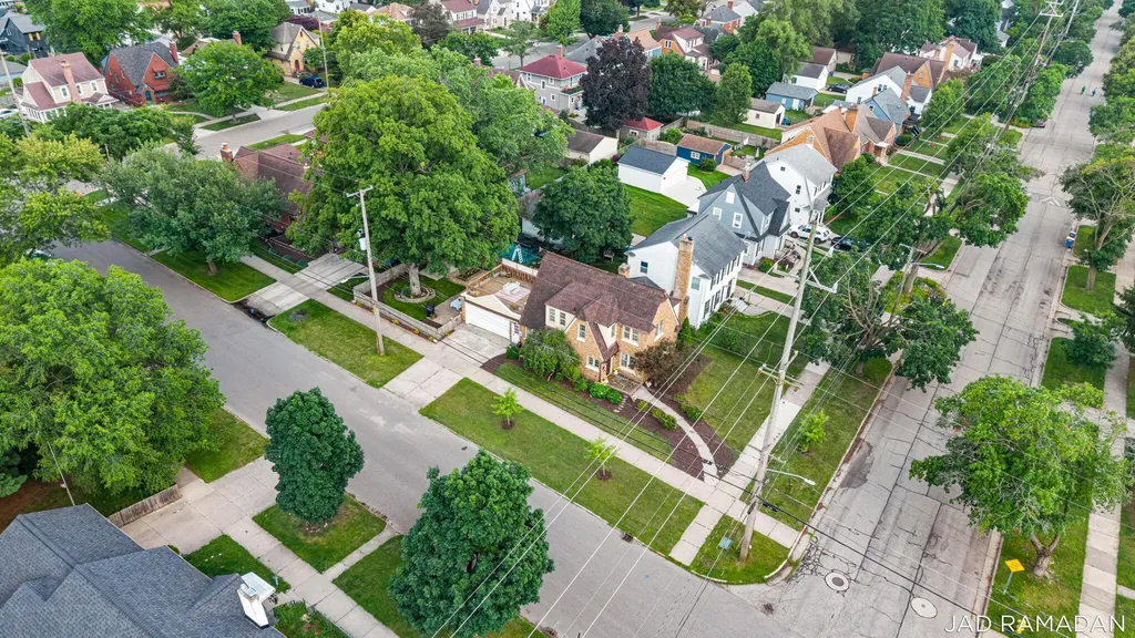 2200 College Avenue SE Grand Rapids City MI 49507