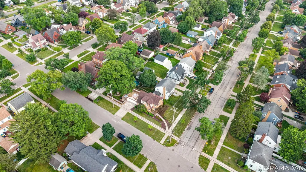 2200 College Avenue SE Grand Rapids City MI 49507