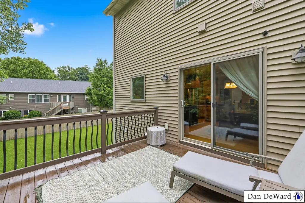 5713 Kenstyn Drive SW Wyoming City MI 49418