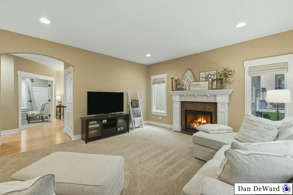 5713 Kenstyn Drive SW Wyoming City MI 49418