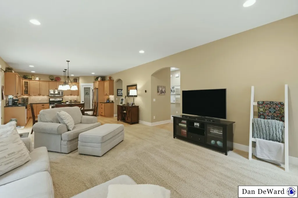 5713 Kenstyn Drive SW Wyoming City MI 49418