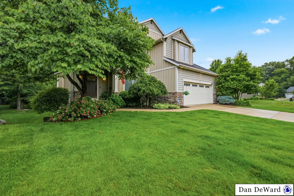5713 Kenstyn Drive SW Wyoming City MI 49418