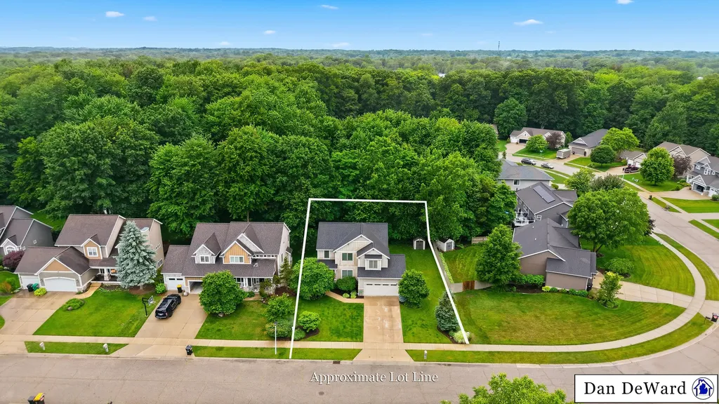 5713 Kenstyn Drive SW Wyoming City MI 49418