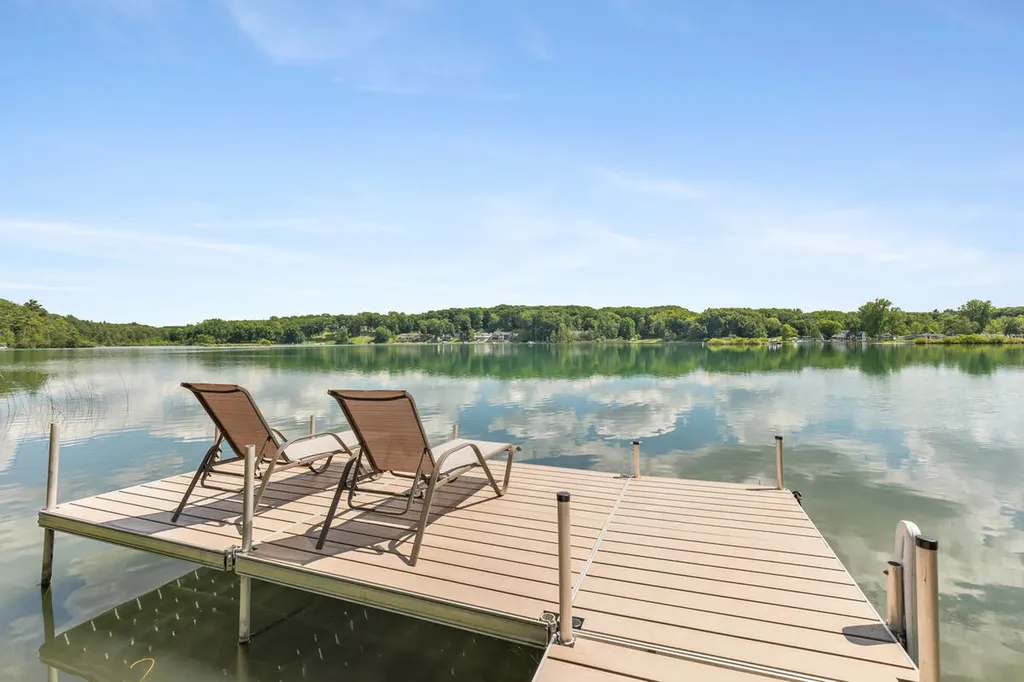10999 Old Oak Drive Eureka Township MI 48838