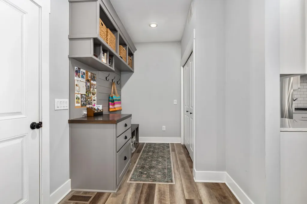 10999 Old Oak Drive Eureka Township MI 48838
