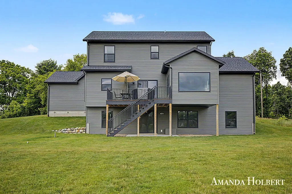 11364 Stout Avenue NE Courtland Township MI 49341