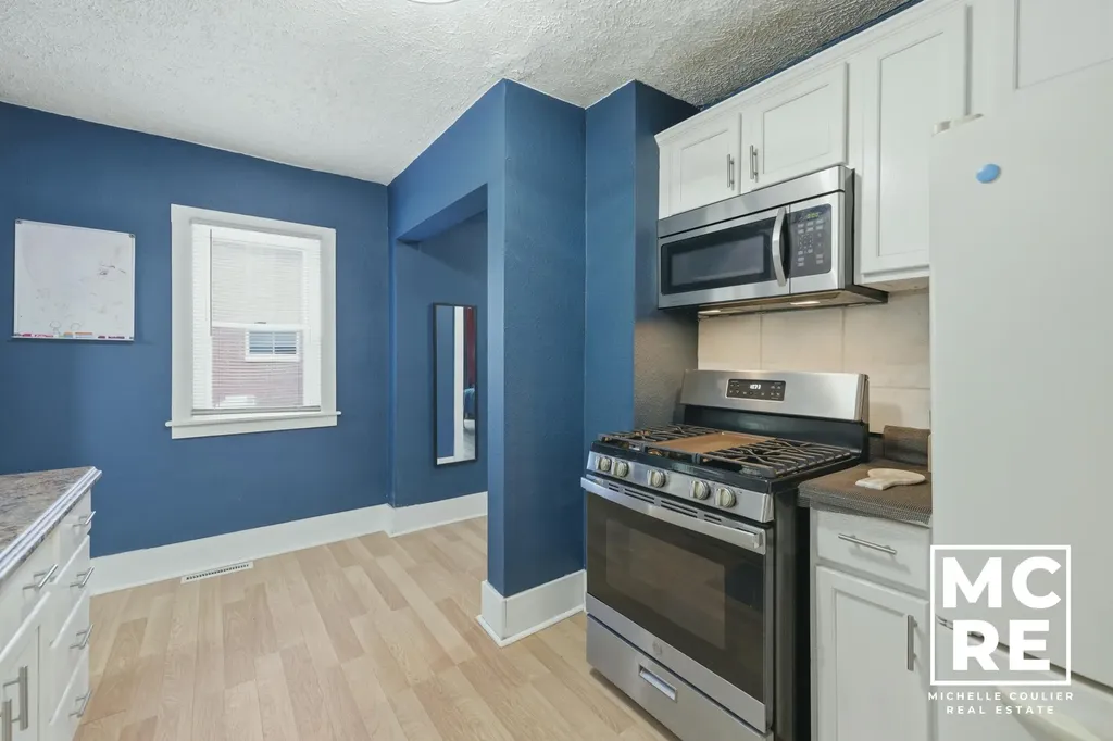 430 E Bond Street Hastings City MI 49058