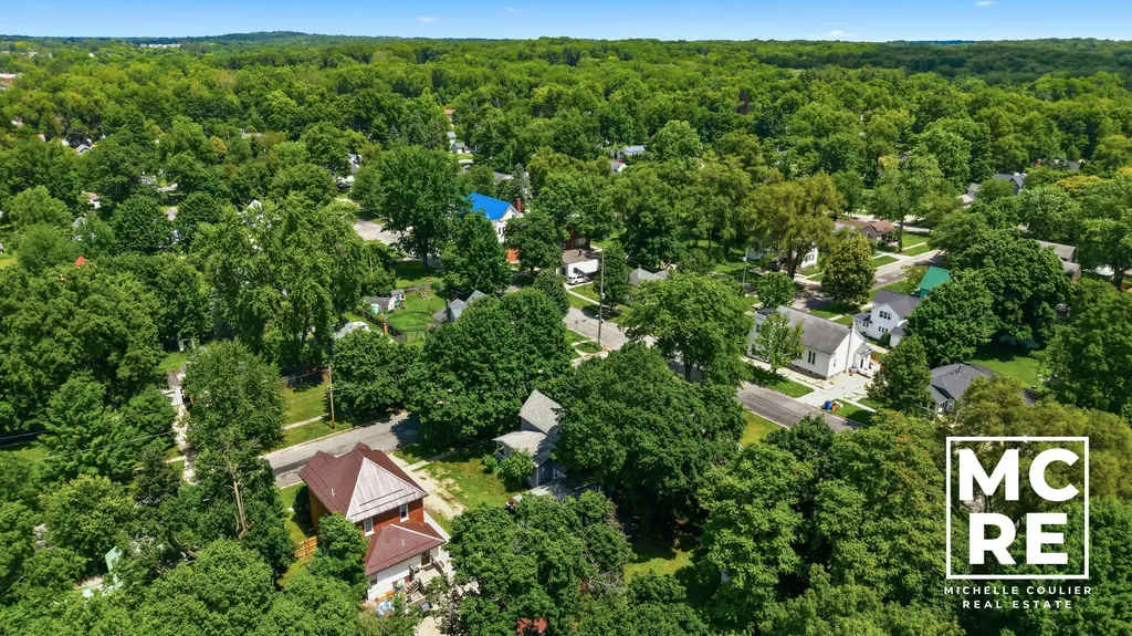 430 E Bond Street Hastings City MI 49058