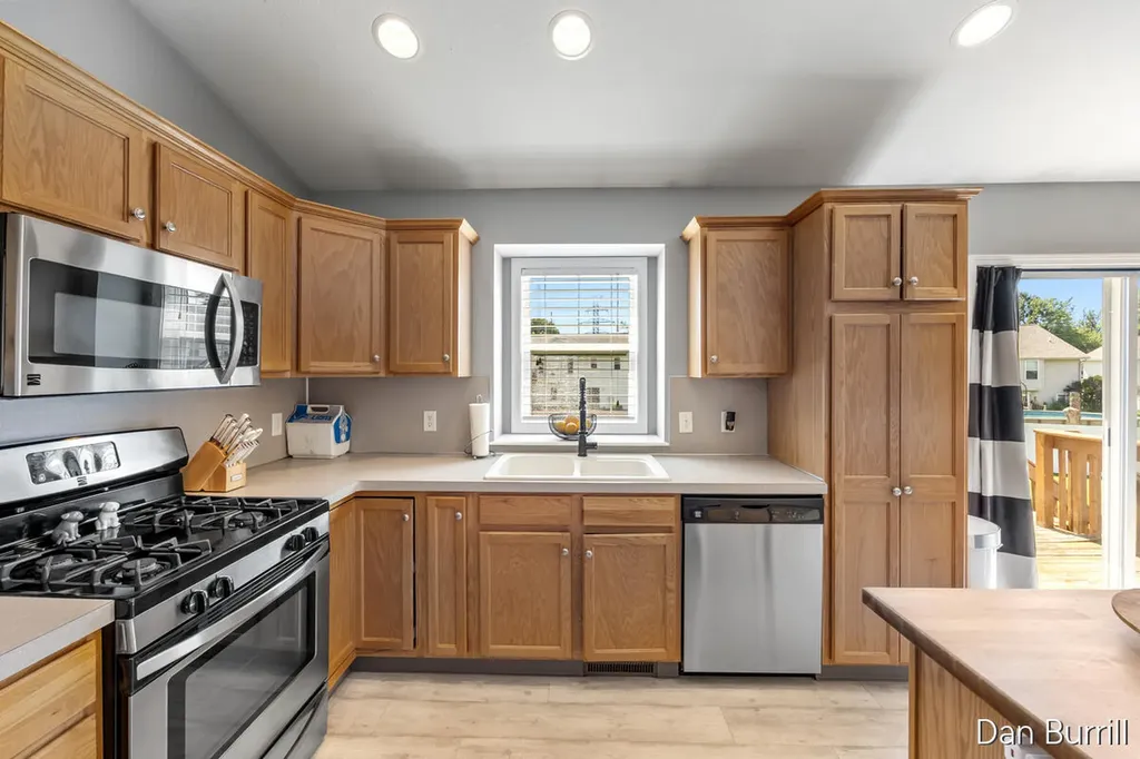 2896 Barcroft Drive SW Wyoming City MI 49418