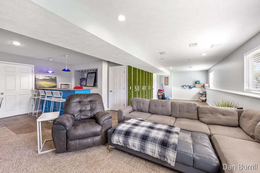 2896 Barcroft Drive SW Wyoming City MI 49418