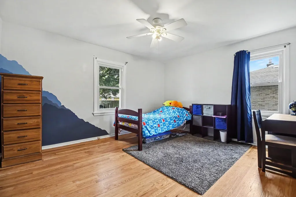 136 Westmont Drive NW Grand Rapids City MI 49504