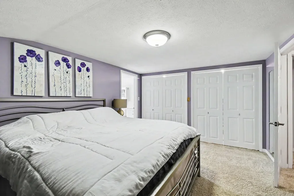 136 Westmont Drive NW Grand Rapids City MI 49504
