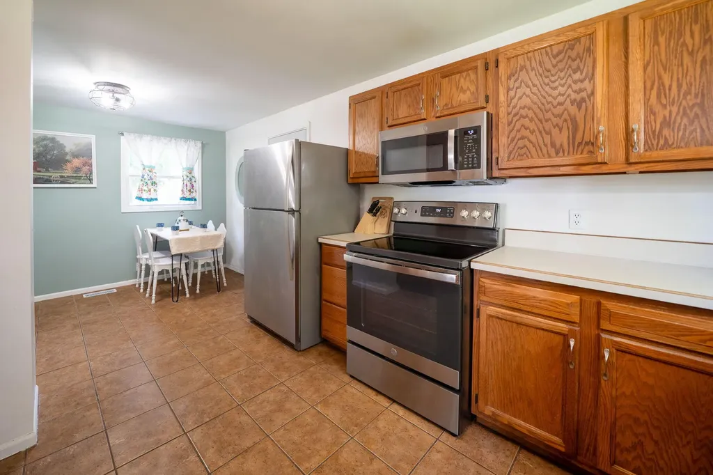 980 E Main Street Ionia Township MI 48846