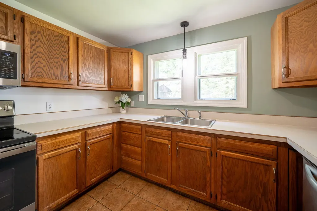 980 E Main Street Ionia Township MI 48846