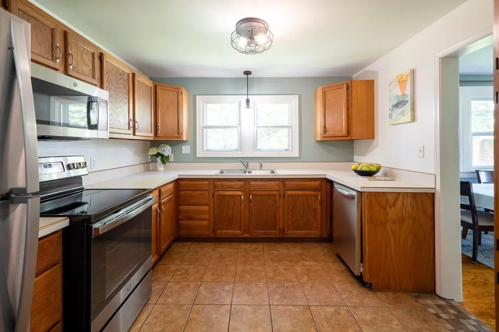 980 E Main Street Ionia Township MI 48846
