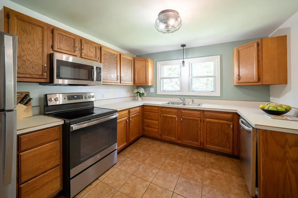 980 E Main Street Ionia Township MI 48846