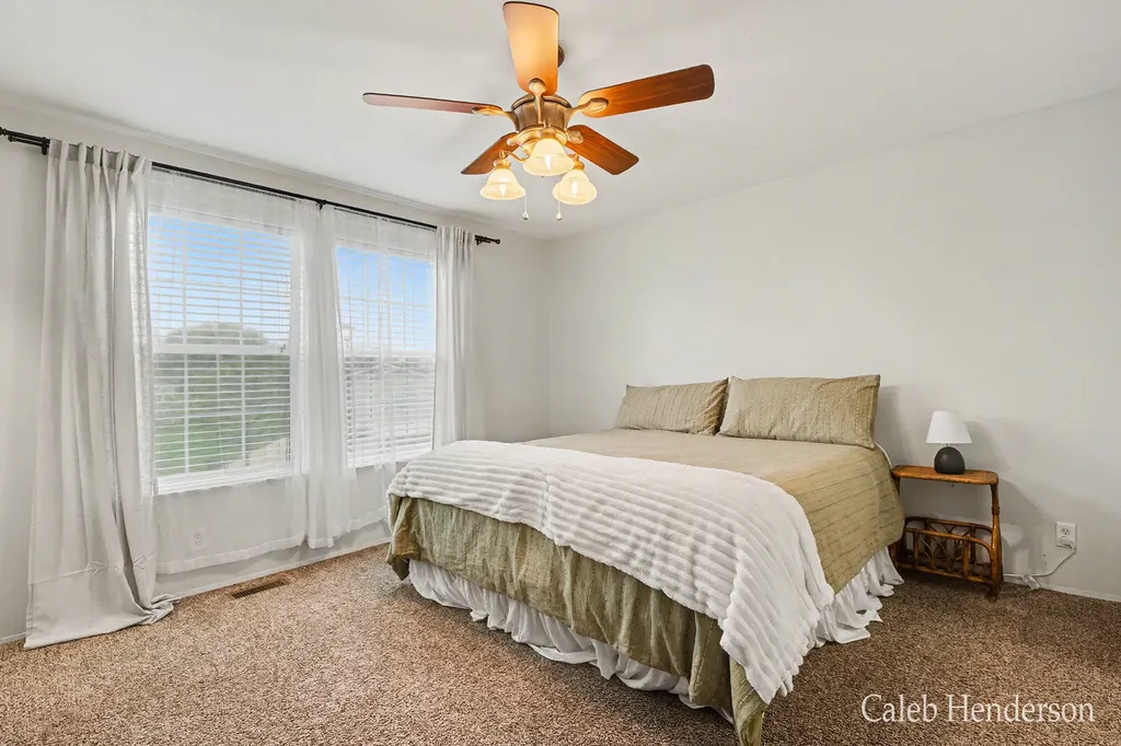 1131 Glasgow Avenue Leighton Township MI 49348
