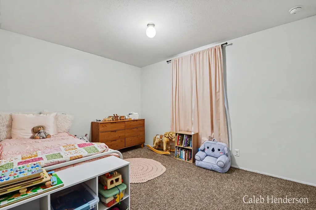 1131 Glasgow Avenue Leighton Township MI 49348
