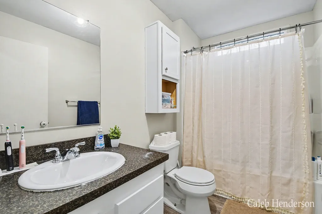 1131 Glasgow Avenue Leighton Township MI 49348