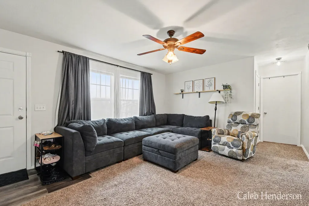 1131 Glasgow Avenue Leighton Township MI 49348