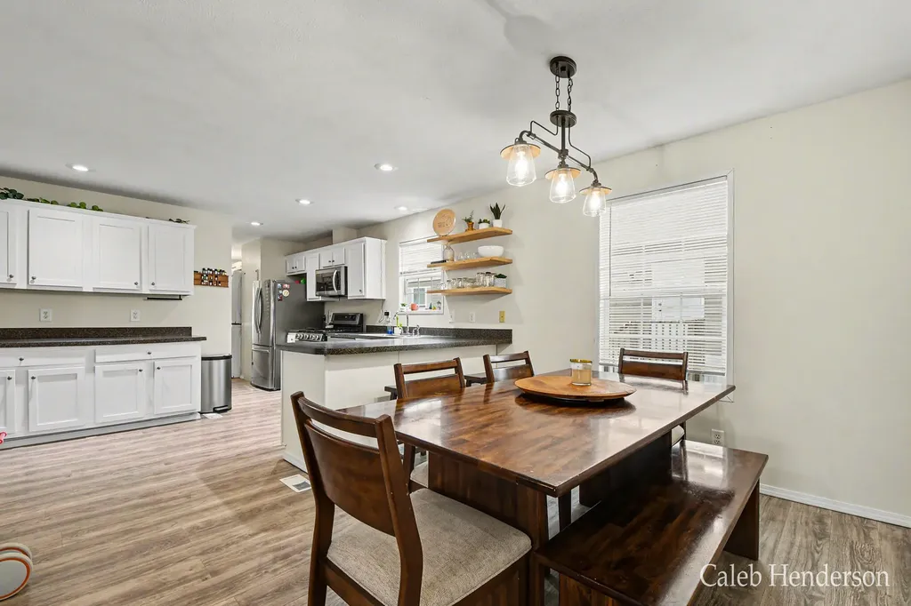 1131 Glasgow Avenue Leighton Township MI 49348