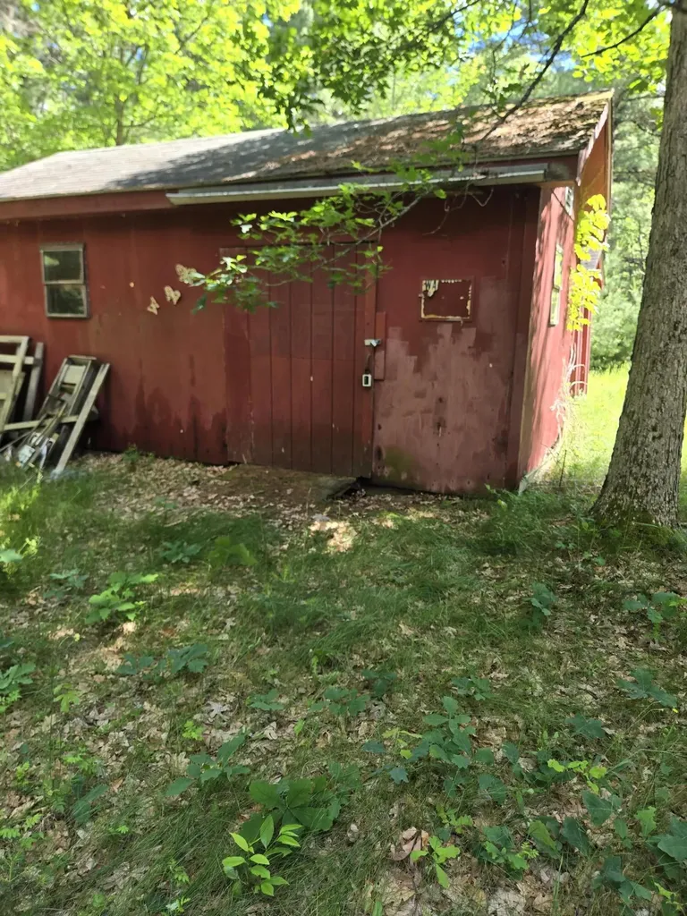 2637 S Jenny Circle Cherry Valley Township MI 49304